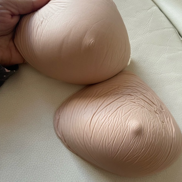 Breast Prosthesis - Picture 3 of 5